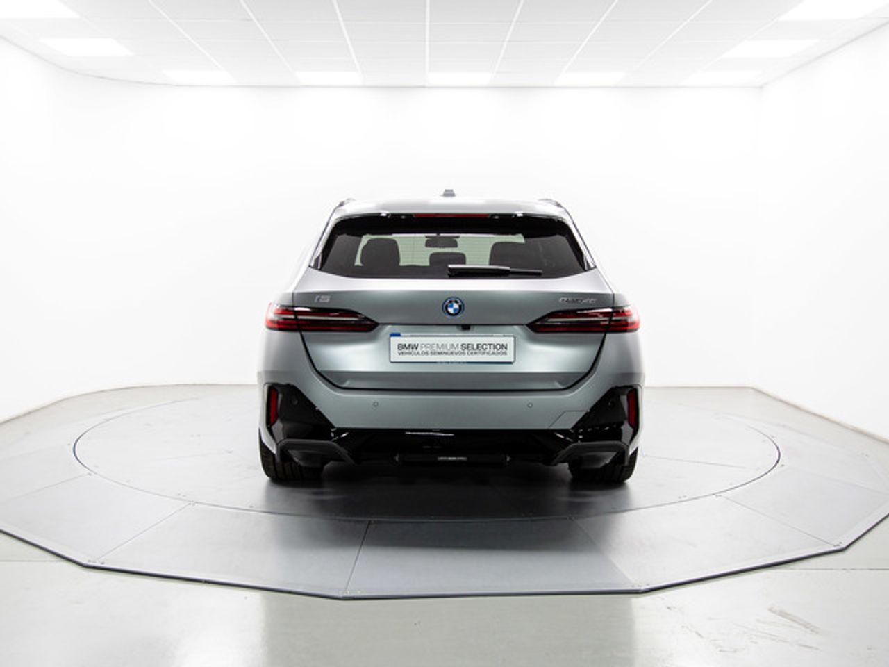 BMW i5 edrive40 touring 250 kw (340 cv)  2024 Eléctrico - Foto 6