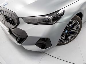 BMW i5 edrive40 touring 250 kw (340 cv)  2024 Eléctrico - Foto 11