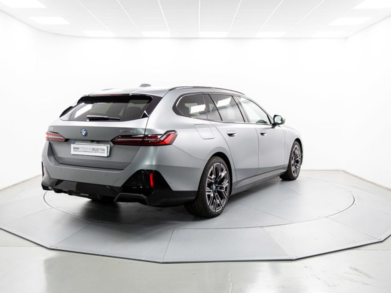 BMW i5 edrive40 touring 250 kw (340 cv)  2024 Eléctrico - Foto 5