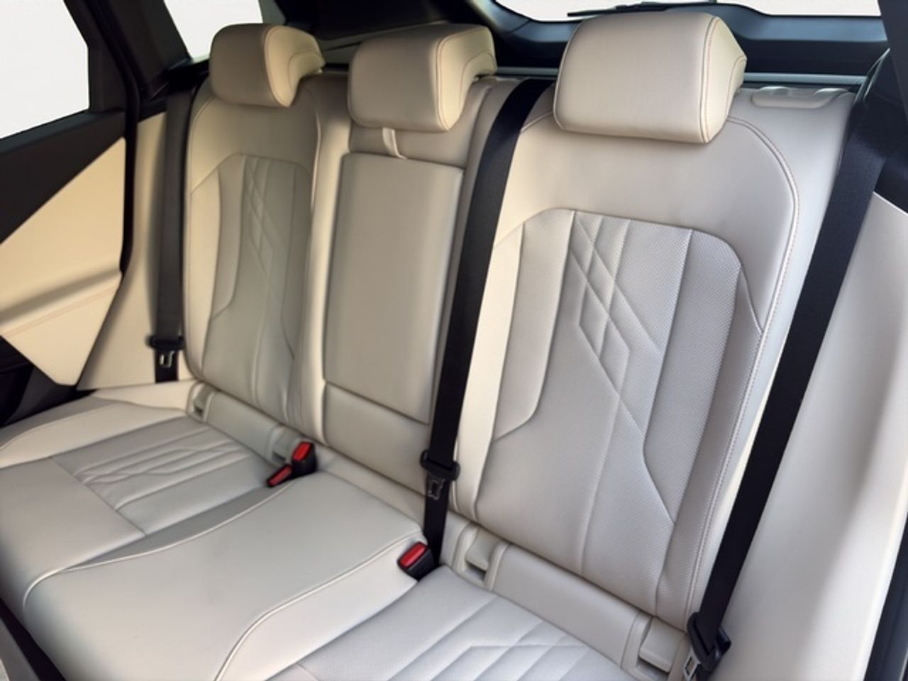 BMW X3 xdrive30e 220 kw (299 cv)  2026 Híbrido (Gasolina) - Foto 10