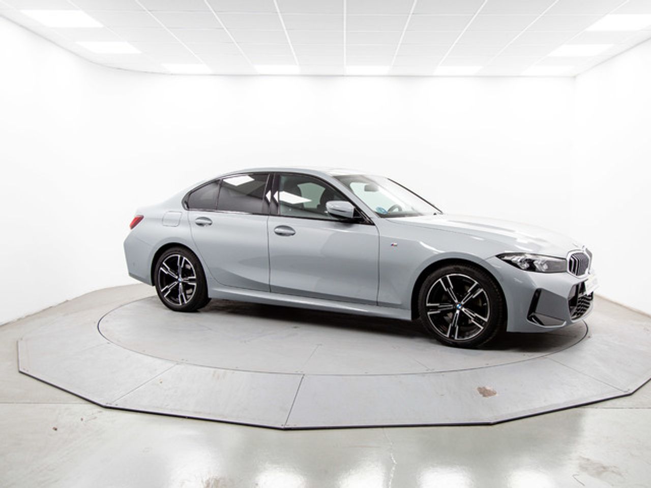 BMW Serie 3 320d 140 kw (190 cv)  2025 Diésel - Foto 14