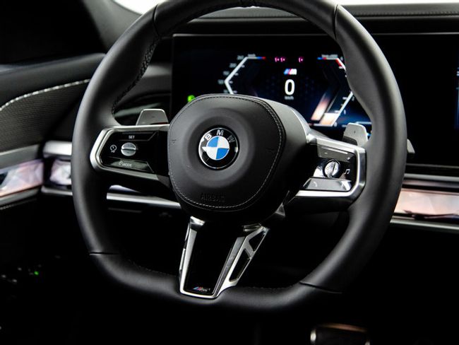 BMW Serie 7 740d xdrive 220 kw (299 cv)