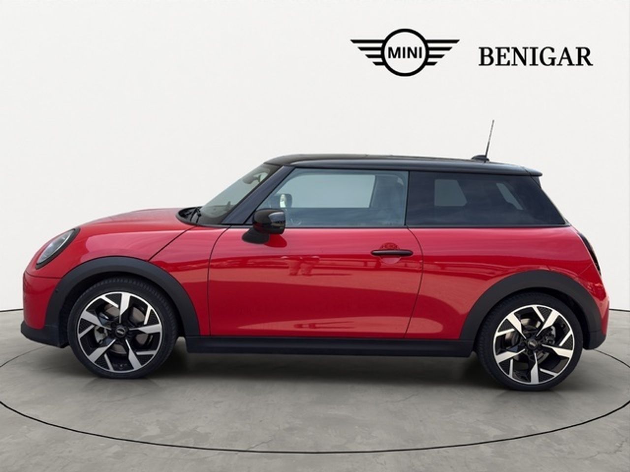 MINI Cooper c 115 kw (156 cv)  2024 Gasolina - Foto 4