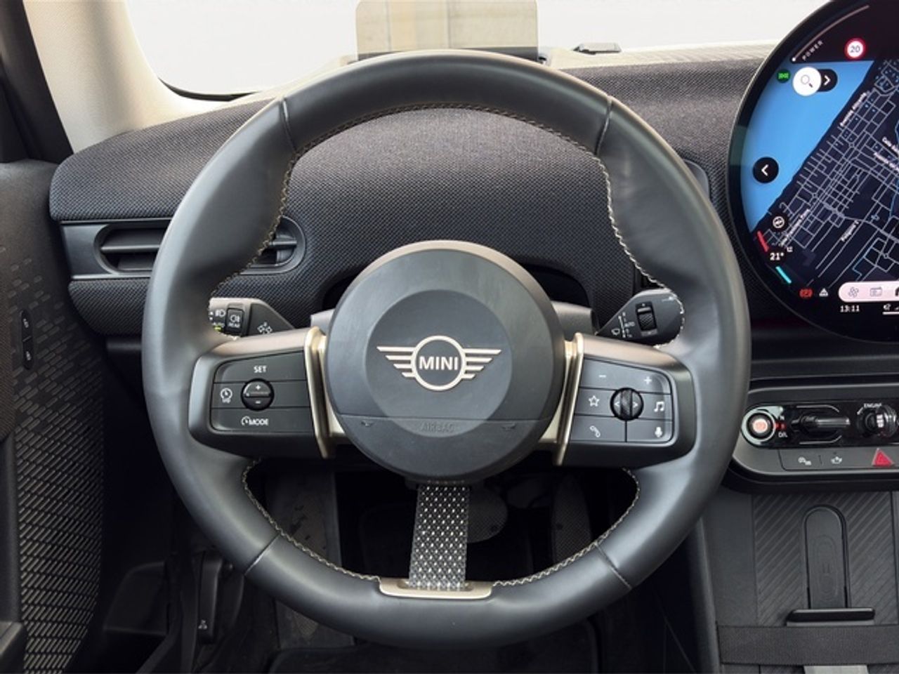 MINI Cooper c 115 kw (156 cv)  2024 Gasolina - Foto 16