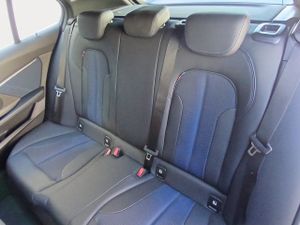 BMW Serie 1 118d 110 kw (150 cv)  2020 Diésel - Foto 17