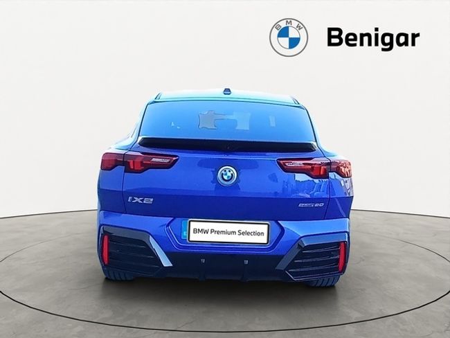 BMW iX2 edrive20 150 kw (204 cv)