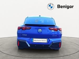 BMW iX2 edrive20 150 kw (204 cv)  2025 Eléctrico - Foto 9