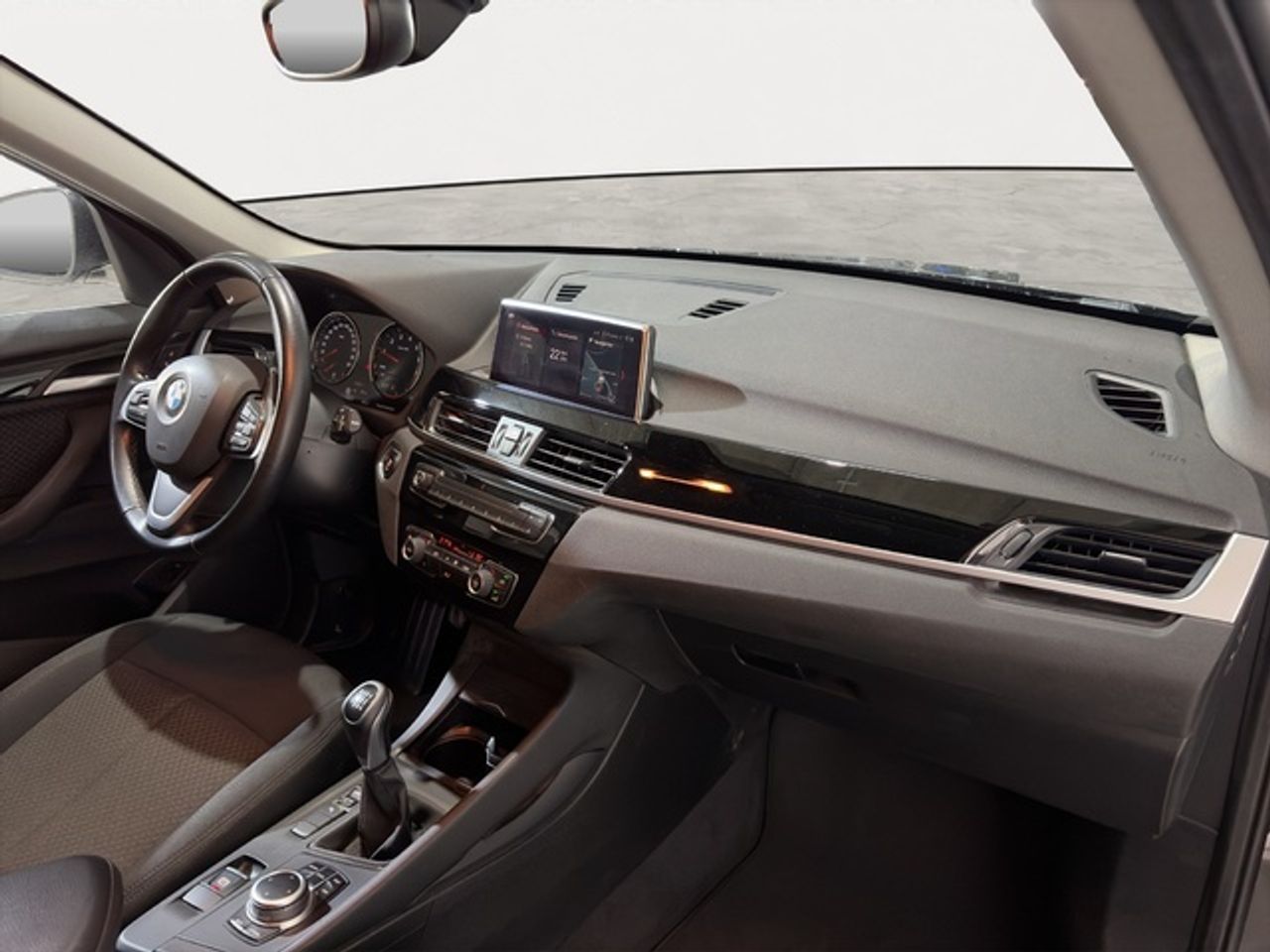 BMW X1 sdrive18i 103 kw (140 cv)  2021 Gasolina - Foto 9