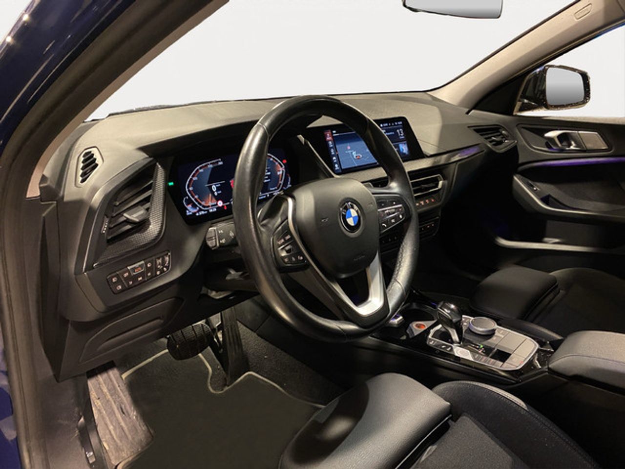 BMW Serie 1 118d business 110 kw (150 cv)  2022 Diésel - Foto 12
