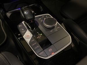 BMW Serie 1 118d business 110 kw (150 cv)  2022 Diésel - Foto 29