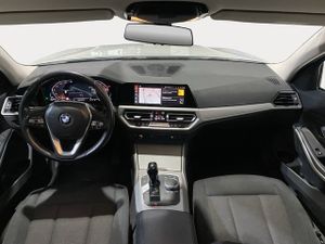 BMW Serie 3 320d 140 kw (190 cv)  2022 Diésel - Foto 13
