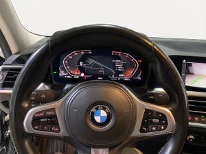 BMW Serie 3 320d 140 kw (190 cv)  2022 Diésel - Foto 25