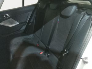 BMW Serie 1 118d 110 kw (150 cv)  2024 Diésel - Foto 17