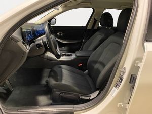 BMW Serie 3 318d 110 kw (150 cv)  2024 Diésel - Foto 21