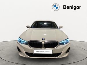 BMW Serie 3 318d 110 kw (150 cv)  2024 Diésel - Foto 3