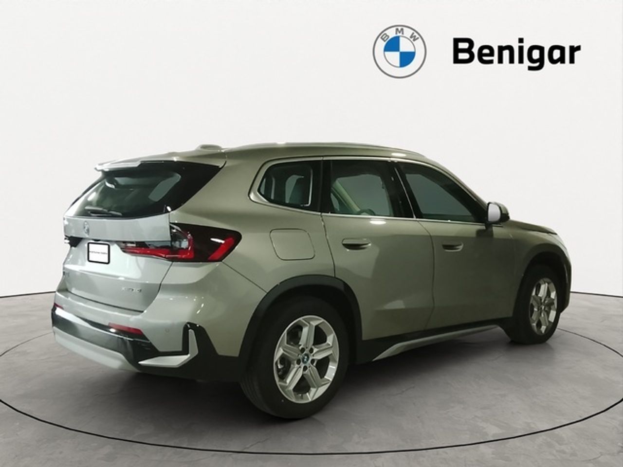 BMW iX1 xdrive30 230 kw (313 cv)  2025 Eléctrico - Foto 5