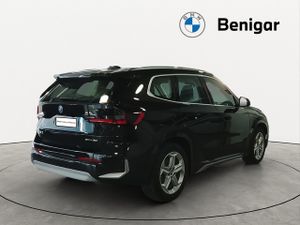 BMW iX1 xdrive30 230 kw (313 cv)  2025 Eléctrico - Foto 7