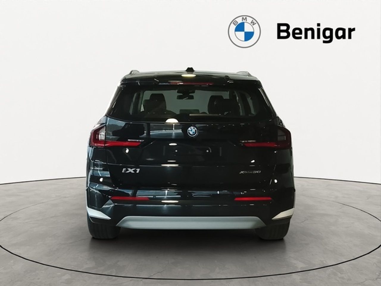 BMW iX1 xdrive30 230 kw (313 cv)  2025 Eléctrico - Foto 6