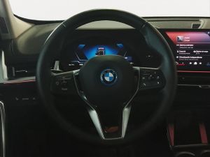 BMW iX1 xdrive30 230 kw (313 cv)  2025 Eléctrico - Foto 23