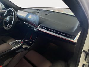 BMW iX2 xdrive30 230 kw (313 cv)  2025 Eléctrico - Foto 15