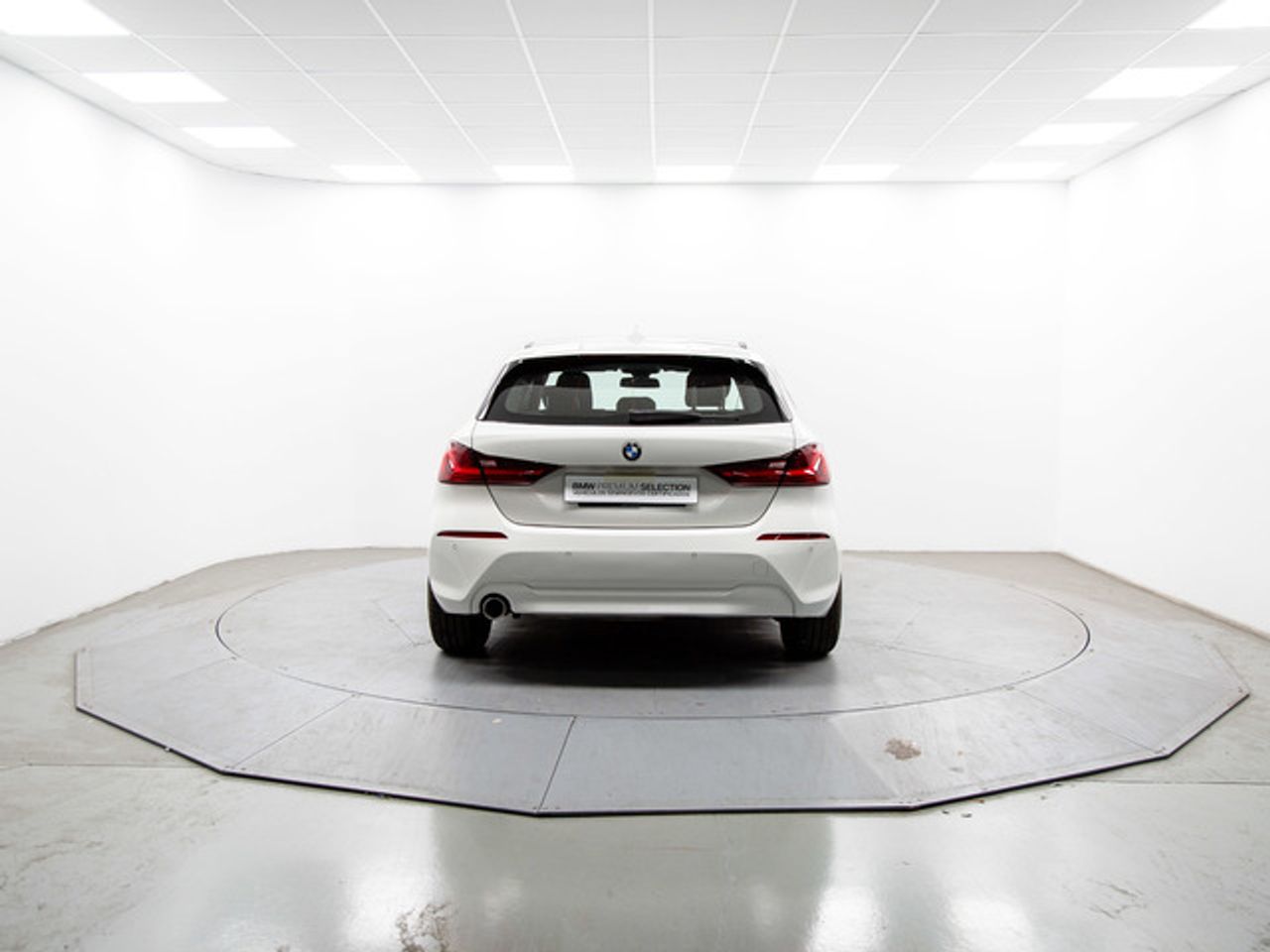 BMW Serie 1 116d business 85 kw (116 cv)  2021 Diésel - Foto 6