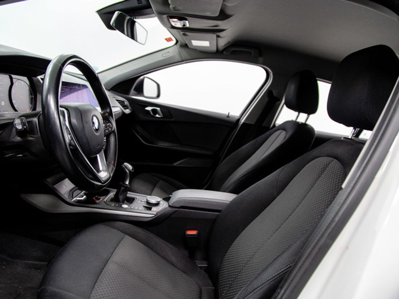 BMW Serie 1 116d business 85 kw (116 cv)  2021 Diésel - Foto 15
