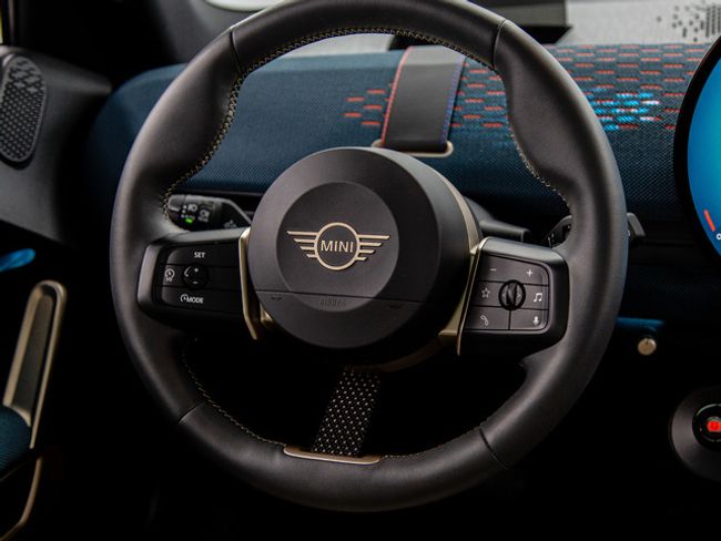 MINI Aceman e 135 kw (184 cv)