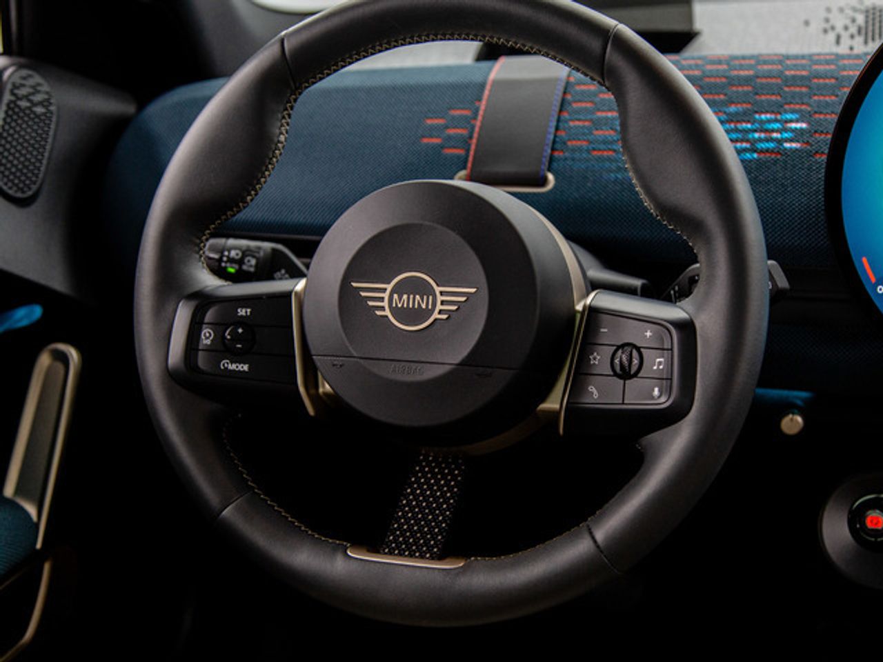 MINI Aceman e 135 kw (184 cv)  2025 Eléctrico - Foto 16