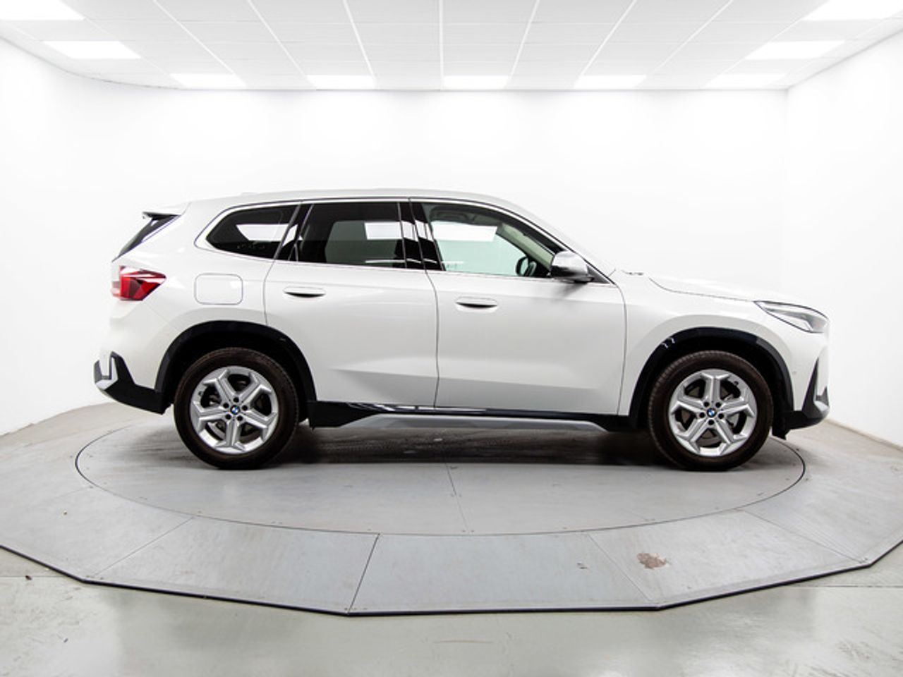 BMW X1 sdrive18d 110 kw (150 cv)  2023 Diésel - Foto 13