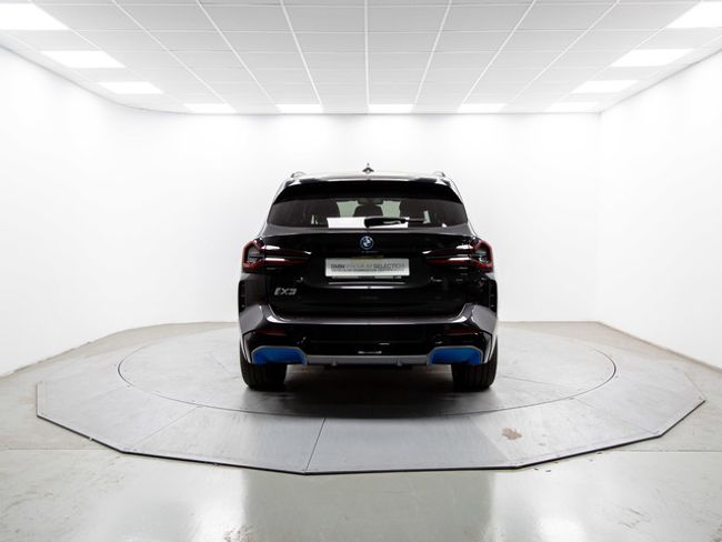 BMW iX3 80 kwh m sport 210 kw (286 cv)