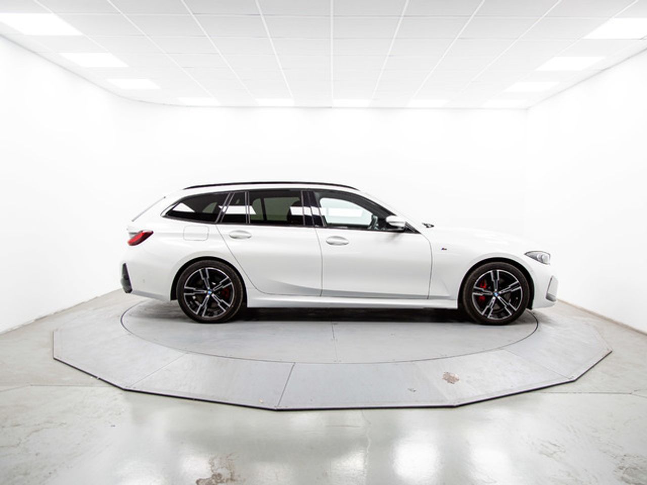 BMW Serie 3 320d xdrive touring 140 kw (190 cv)  2025 Diésel - Foto 13