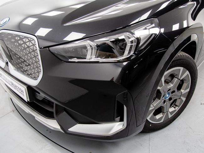 BMW iX1 edrive20 150 kw (204 cv)