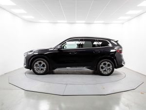 BMW iX1 edrive20 150 kw (204 cv)  2025 Eléctrico - Foto 5