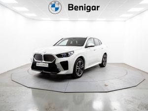 BMW iX2 edrive20 150 kw (204 cv)  2026 Eléctrico - Foto 2