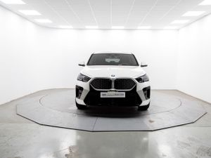 BMW iX2 edrive20 150 kw (204 cv)  2026 Eléctrico - Foto 3