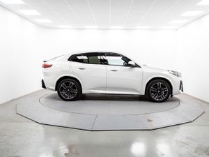 BMW iX2 edrive20 150 kw (204 cv)  2026 Eléctrico - Foto 23