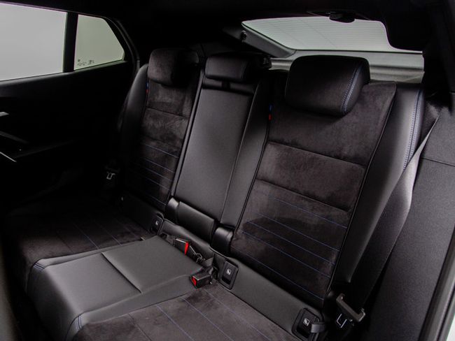 BMW iX2 edrive20 150 kw (204 cv)