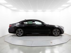 BMW Serie 7 730d xdrive 210 kw (286 cv)  2022 Diésel - Foto 23