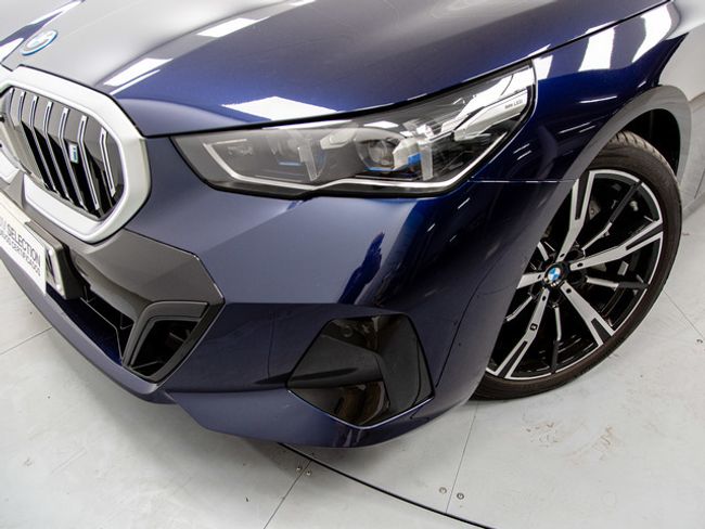 BMW i5 edrive40 250 kw (340 cv)