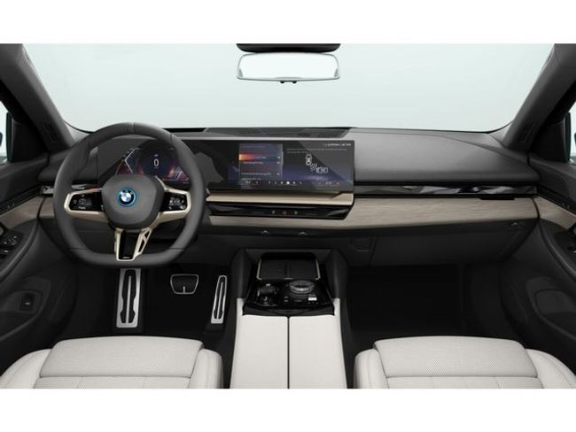 BMW i5 edrive40 250 kw (340 cv)