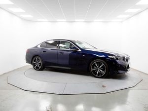 BMW i5 edrive40 250 kw (340 cv)  2024 Eléctrico - Foto 25