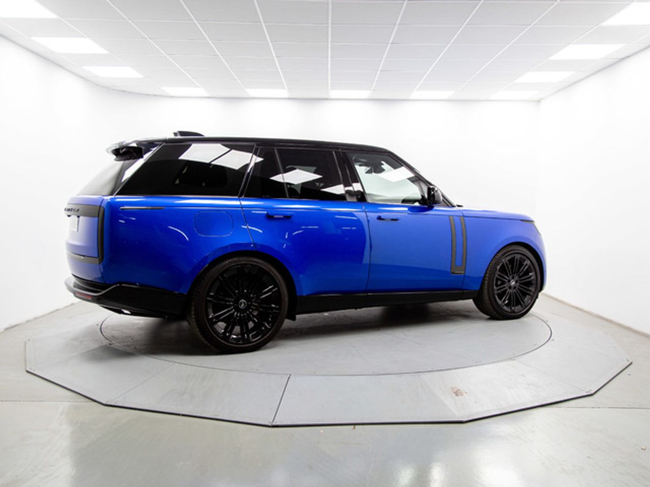Land-Rover Range Rover 4.4 v8 autobiography 4wd auto 390 kw (530 cv)  2023 Gasolina - Foto 7