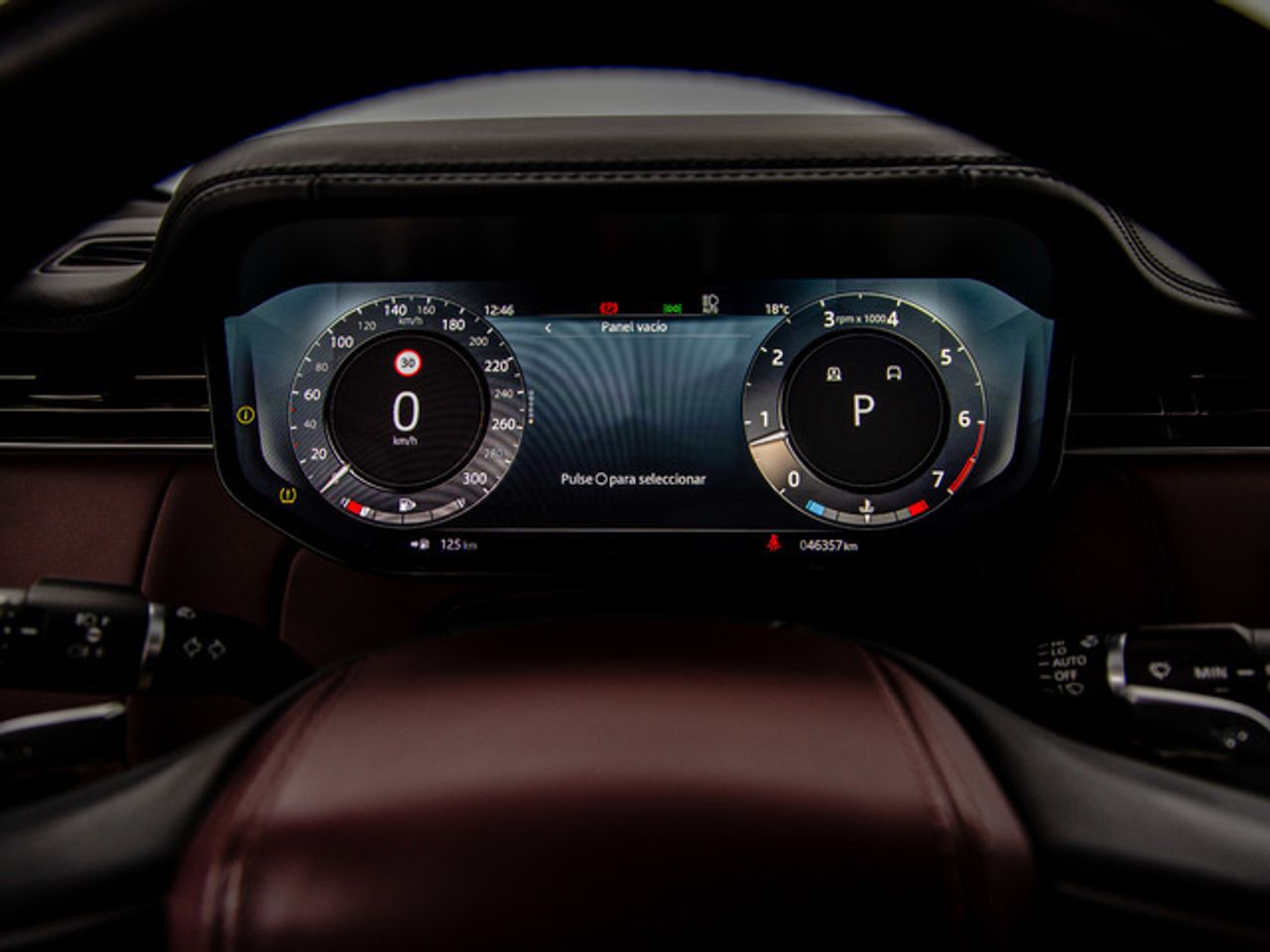 Land-Rover Range Rover 4.4 v8 autobiography 4wd auto 390 kw (530 cv)  2023 Gasolina - Foto 14