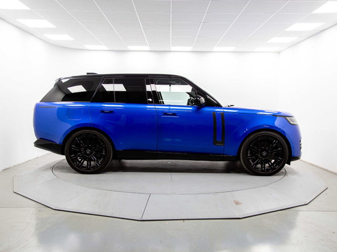 Land-Rover Range Rover 4.4 v8 autobiography 4wd auto 390 kw (530 cv)  2023 Gasolina - Foto 8