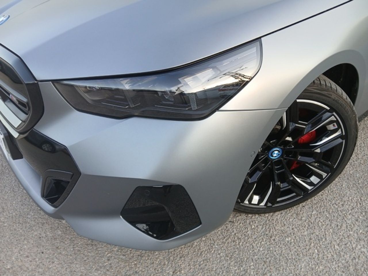BMW i5 m60 xdrive 442 kw (601 cv)  2025 Eléctrico - Foto 7