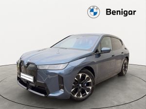 BMW iX xdrive60 400 kw (544 cv)  2025 Eléctrico - Foto 2