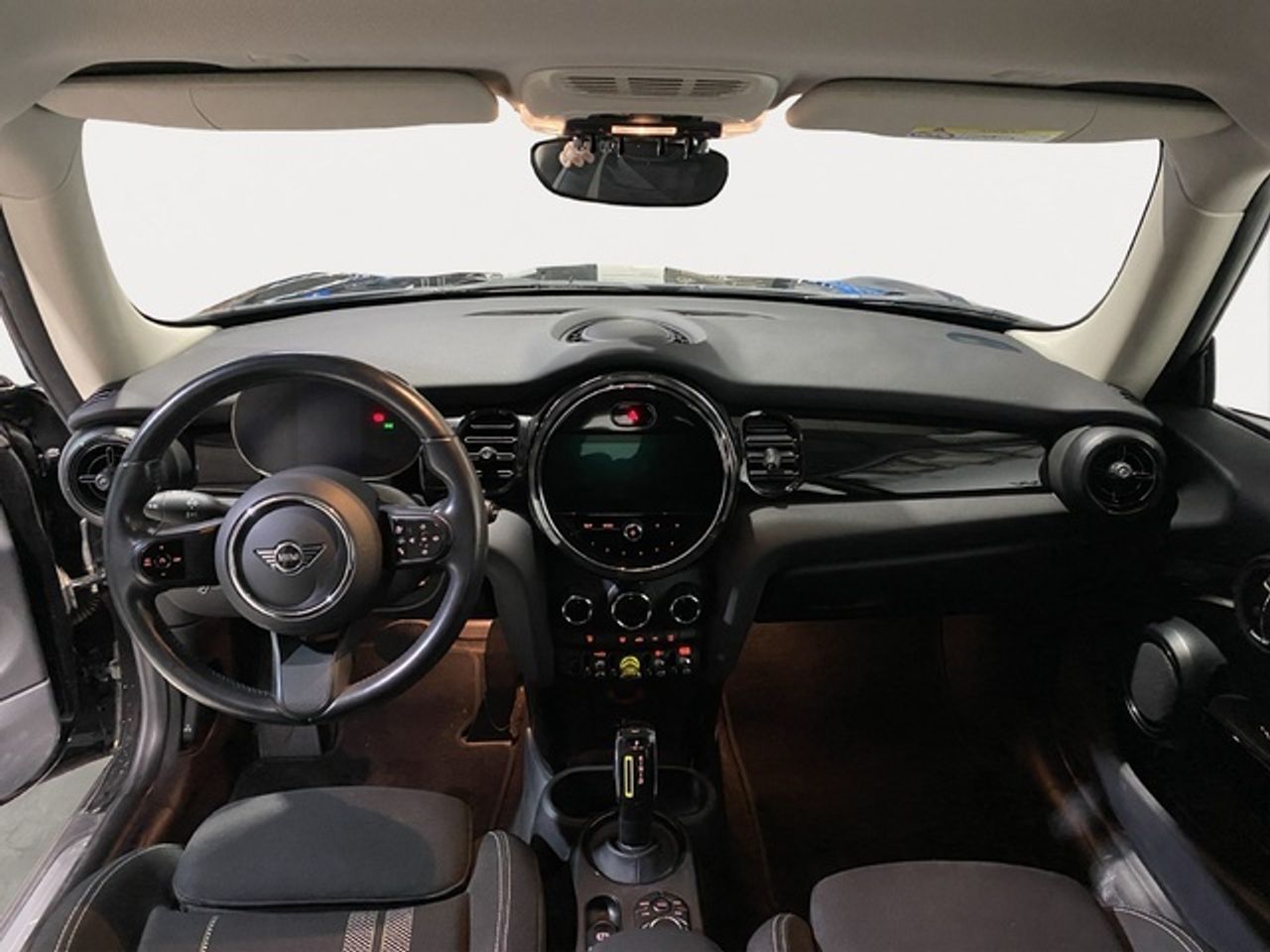 MINI Cooper se 135 kw (184 cv)  2022 Eléctrico - Foto 8