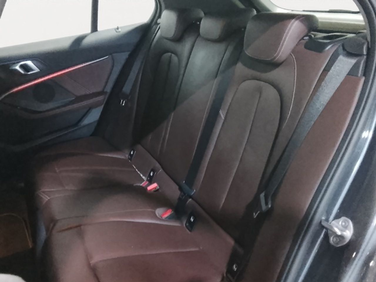 BMW Serie 1 118i 103 kw (140 cv)  2020 Gasolina - Foto 10
