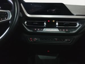 BMW Serie 1 118i 103 kw (140 cv)  2020 Gasolina - Foto 25