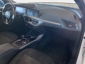 BMW Serie 1 118d business 110 kw (150 cv)  2021 Diésel - Foto 15